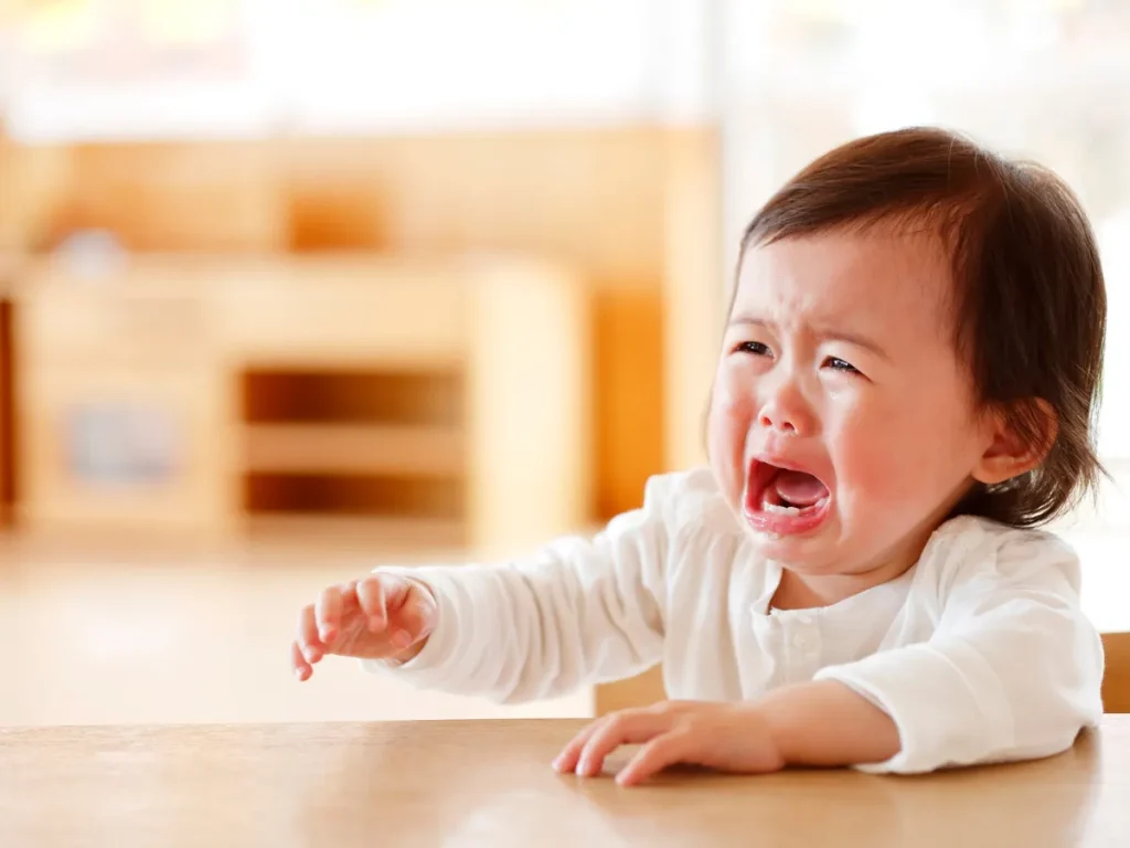 なぜ?子どもの中耳炎が繰り返す、4つの主な原因
